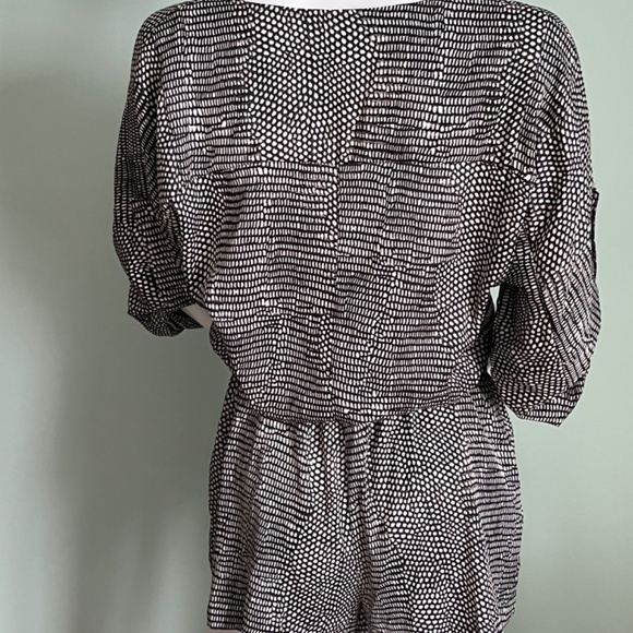 BCBG MaxAzria Black/White Polkadot Belted Short Romper/Jumpsuit S - Picture 4 of 14